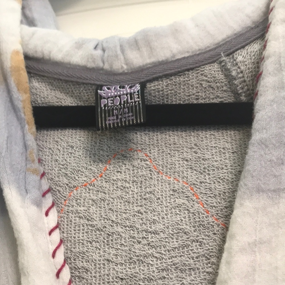Vest - Picture 5 of 5
